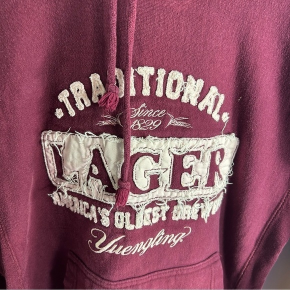 Yuengling Hooded Sweatshirt Small Maroon Red Beer Pottsville Pennsylvania - Picture 2 of 6